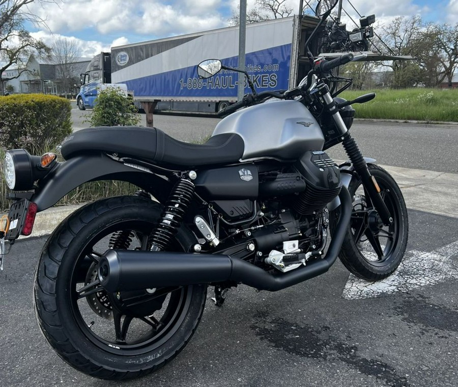 2023 Moto Guzzi V7 Stone