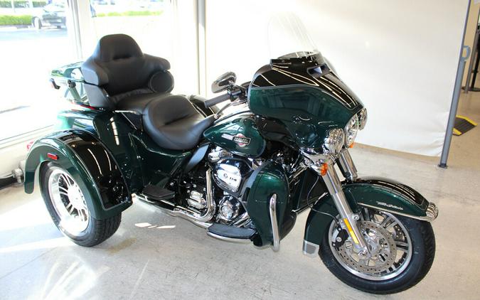 New 2024 Harley-Davidson Tri Glide Ultra FLHTCUTG Trike For Sale In Miami, Florida