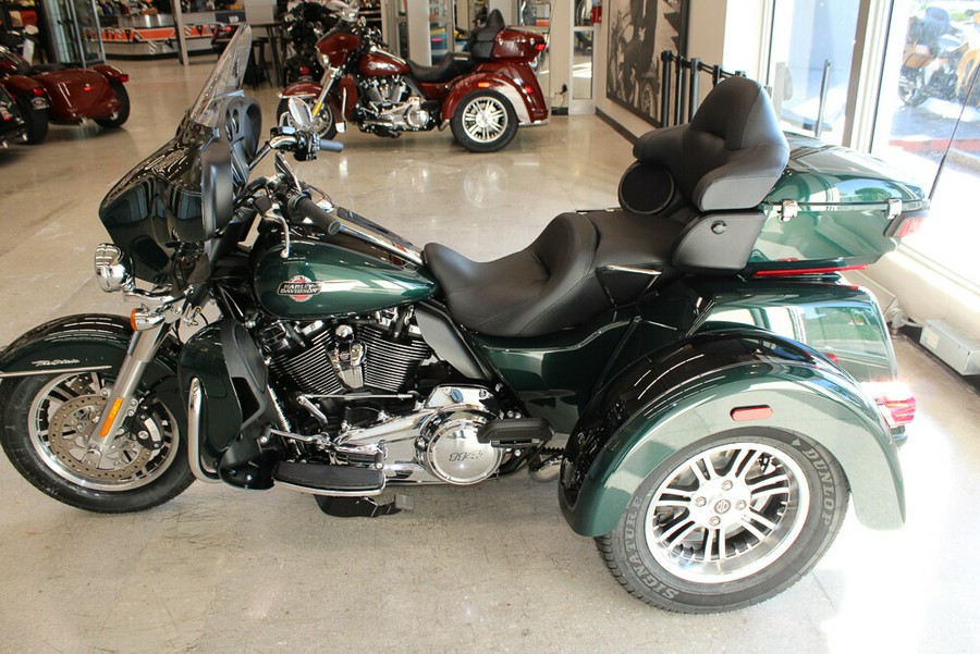 New 2024 Harley-Davidson Tri Glide Ultra FLHTCUTG Trike For Sale In Miami, Florida