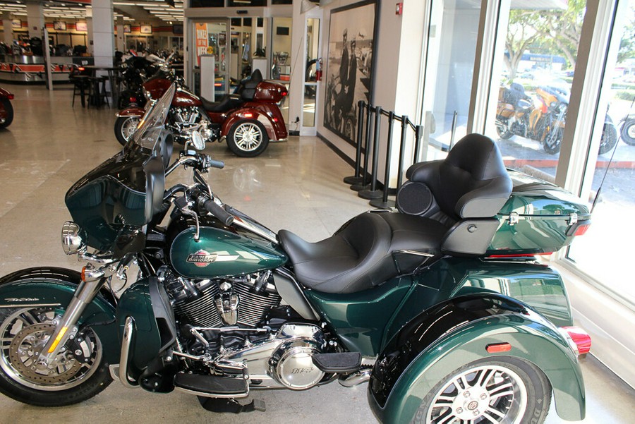 New 2024 Harley-Davidson Tri Glide Ultra FLHTCUTG Trike For Sale In Miami, Florida