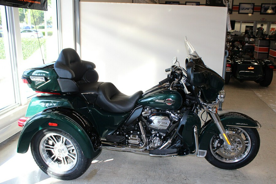 New 2024 Harley-Davidson Tri Glide Ultra FLHTCUTG Trike For Sale In Miami, Florida