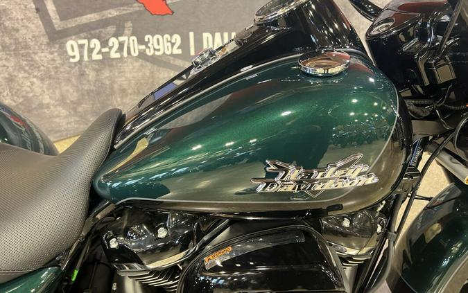 2024 Harley-Davidson Freewheeler