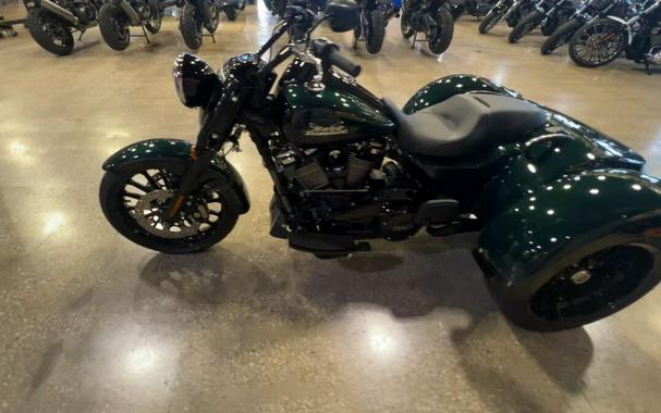 2024 Harley-Davidson Freewheeler