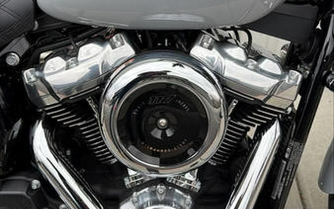 2025 Harley-Davidson® FXBB - Street Bob®