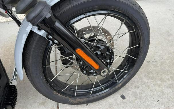 2025 Harley-Davidson® FXBB - Street Bob®