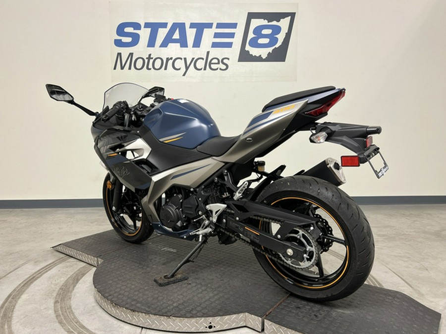 2023 Kawasaki Ninja 400 Base Base