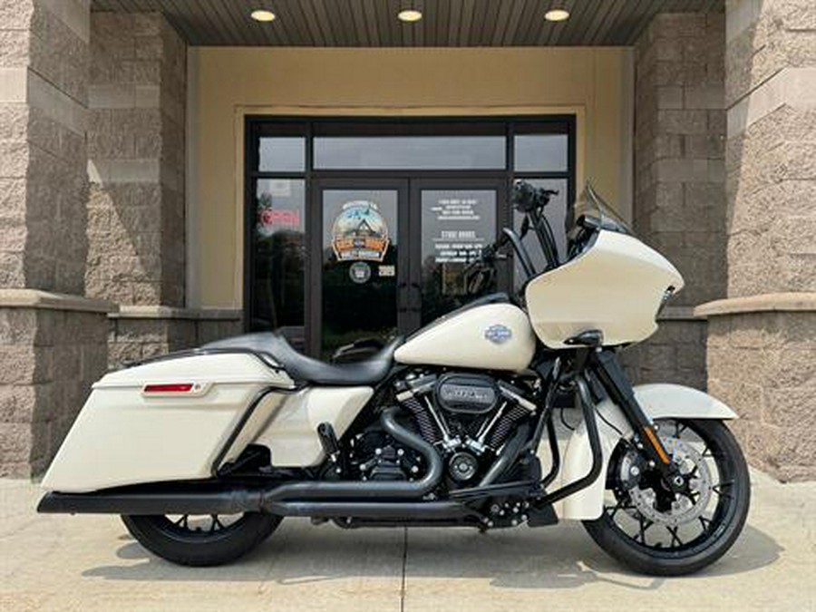 2022 Harley-Davidson Road Glide® Special