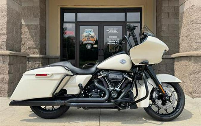 2022 Harley-Davidson Road Glide® Special