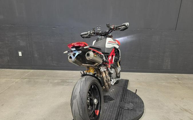 2025 Ducati Hypermotard 950 Ducati Red