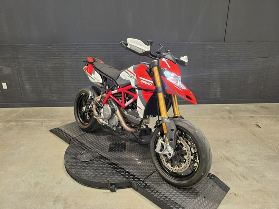 2025 Ducati Hypermotard 950 Ducati Red