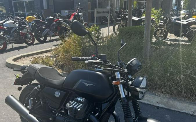 2023 Moto Guzzi V7 Stone Special Edition First Look