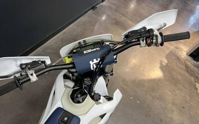 2024 Husqvarna® TE 300