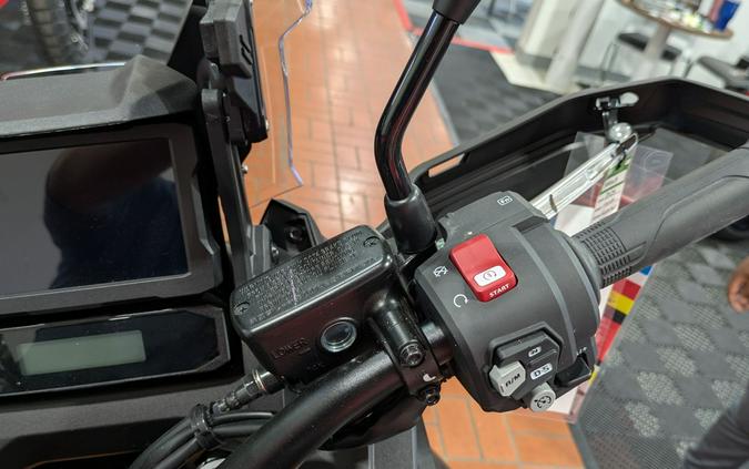 2025 Honda Africa Twin DCT