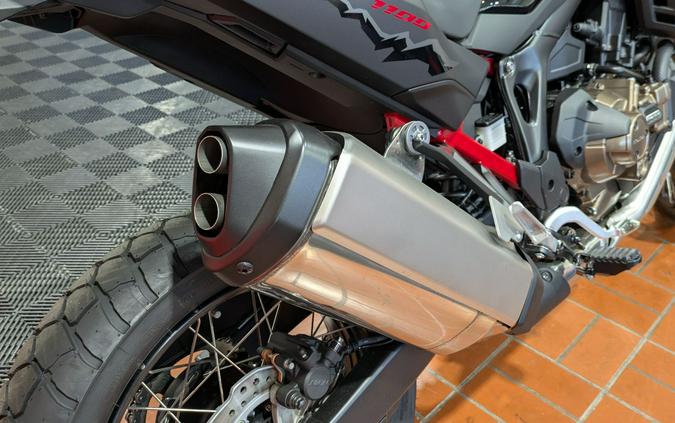 2025 Honda Africa Twin DCT