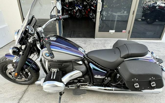 2022 BMW R 18 Classic 719 Galaxy Dust Metallic/Titan Silver 2 Metallic
