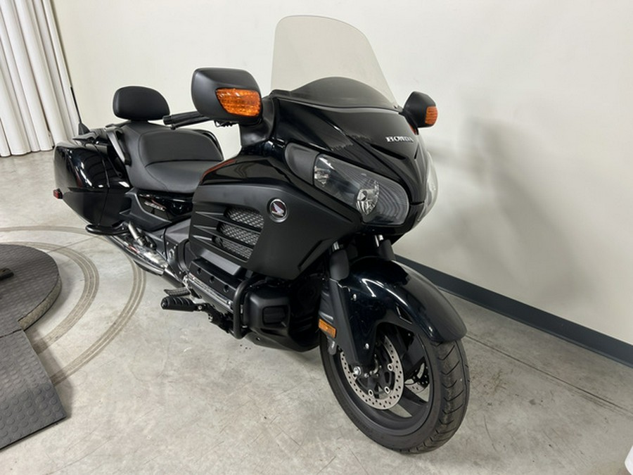2013 Honda Gold Wing F6B Deluxe (GL1800BDD)