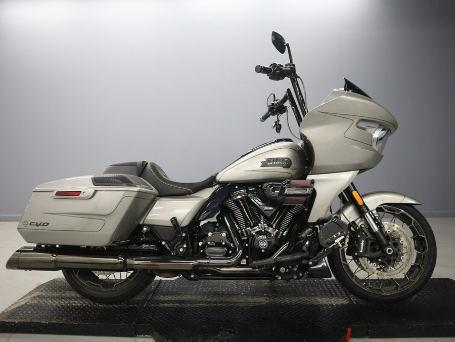 2023 Harley-Davidson CVO Road Glide