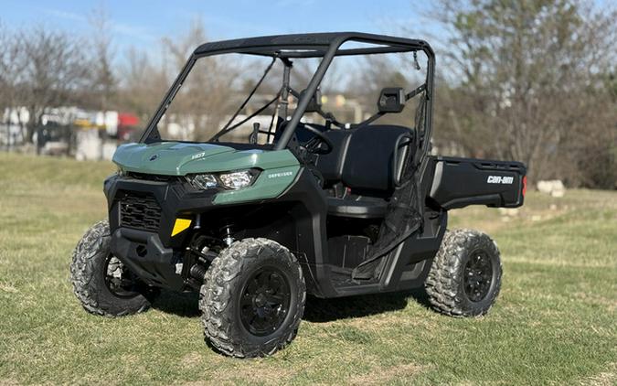 2026 Can-Am Defender HD7