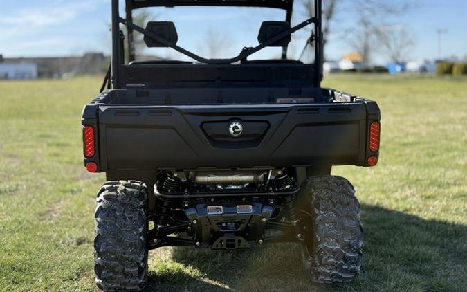 2026 Can-Am Defender HD7