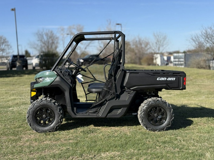 2026 Can-Am Defender HD7
