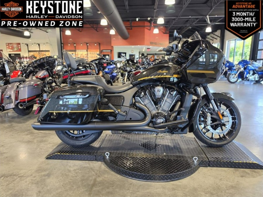 2026 Indian Motorcycle Challenger Dark Horse® Black Metallic
