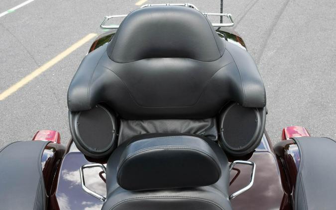 2022 Harley-Davidson Tri Glide Ultra FLHTCUTG