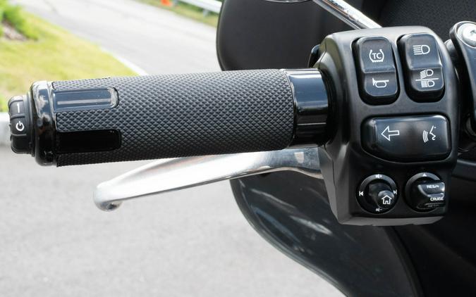 2022 Harley-Davidson Tri Glide Ultra FLHTCUTG