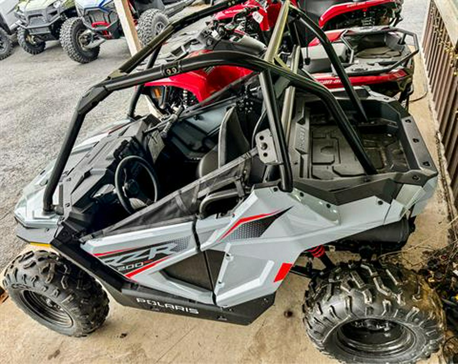 2024 Polaris RZR 200 EFI