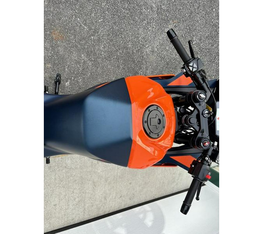 2023 KTM RC 390