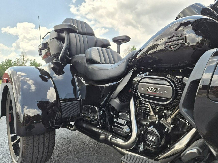 FLHTCUTGSE 2021 CVO Tri Glide