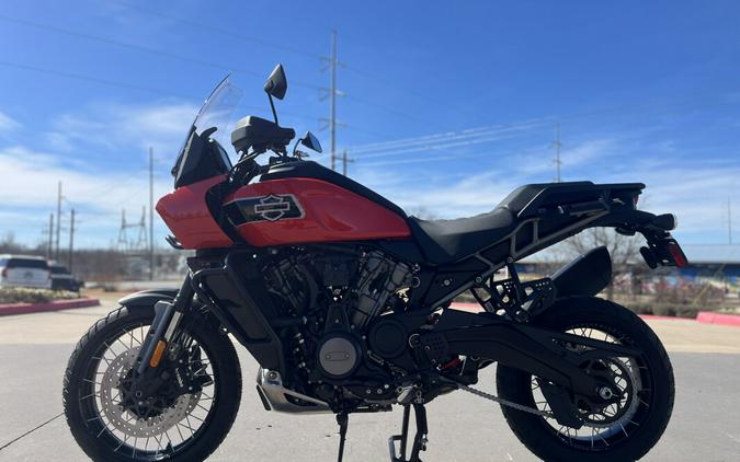 2026 Harley-Davidson® Pan America® RA1250S Special Blood Orange