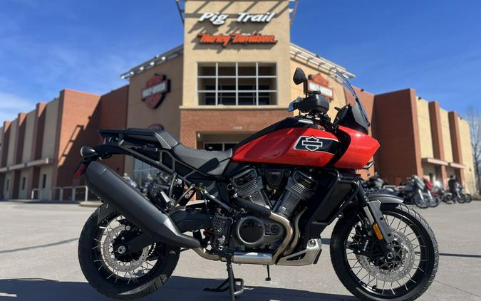 2026 Harley-Davidson® Pan America® RA1250S Special Blood Orange