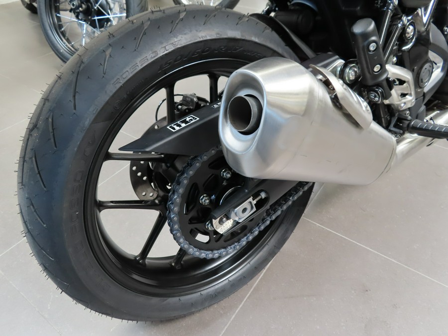 2026 Triumph THRUXTON 400