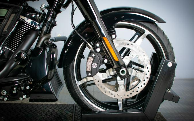 2024 Harley-Davidson Road Glide FLTRX