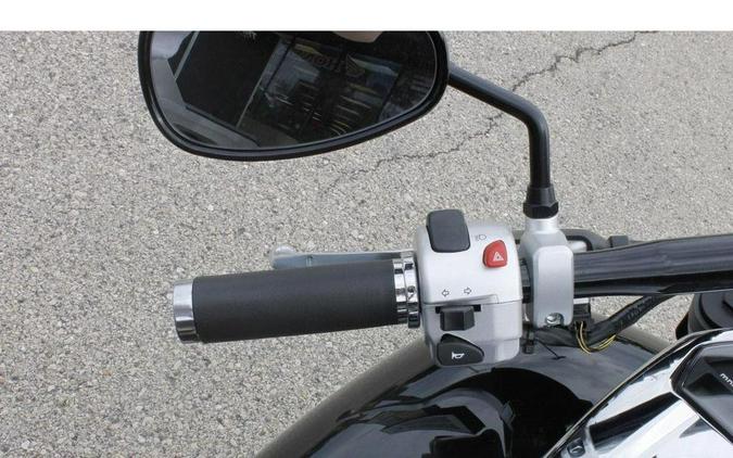2025 Suzuki Boulevard M109R