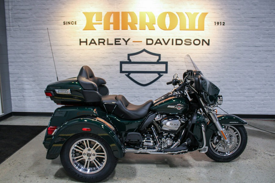 2024 Harley-Davidson Tri Glide Ultra Trike FLHTCUTG