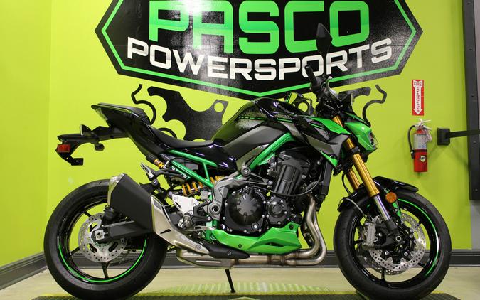 2024 Kawasaki Z900 SE ABS / ZR900MRFNL