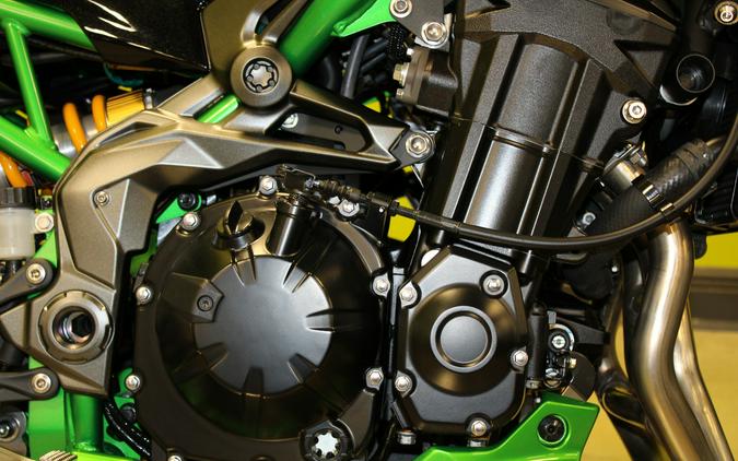 2024 Kawasaki Z900 SE ABS / ZR900MRFNL