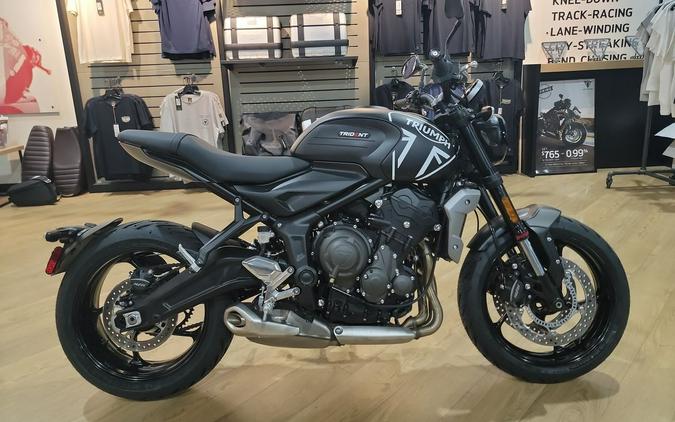 2024 Triumph Trident 660 Matte Jet Black/Matte Silver Ice