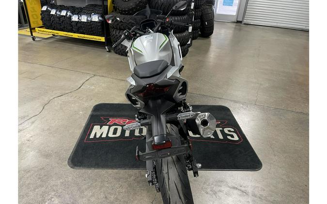 2024 Kawasaki Ninja 7 Hybrid ABS