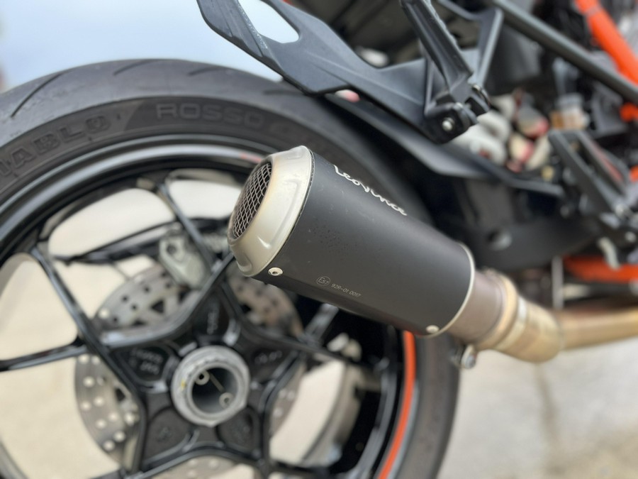 2016 KTM Super Duke 1290 GT