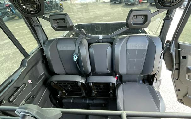 2026 Can-Am Defender MAX Limited HD11 With Accessories!!