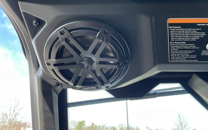 2026 Can-Am Defender MAX Limited HD11 With Accessories!!