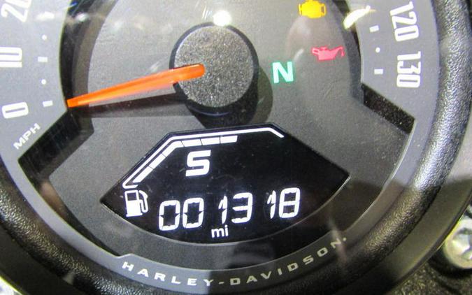 2025 Harley-Davidson® FXBB - Street Bob®