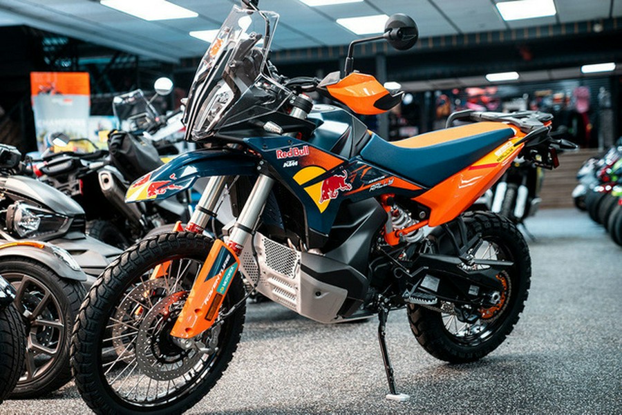 2027 KTM Adventure 890 R Rally