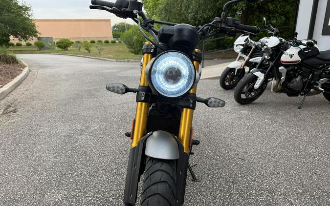 2025 Triumph Scrambler 400 X