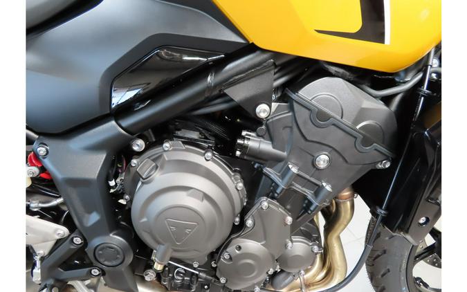 2026 TRIDENT 660 - Triumph