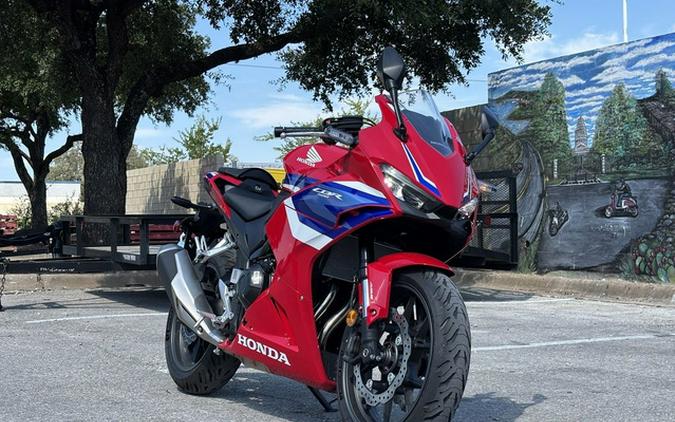 2025 Honda CBR500R