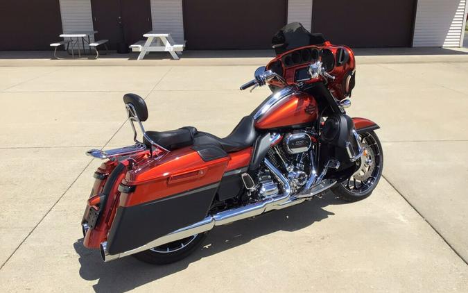 2018 FLHXSE CVO™ Street Glide®