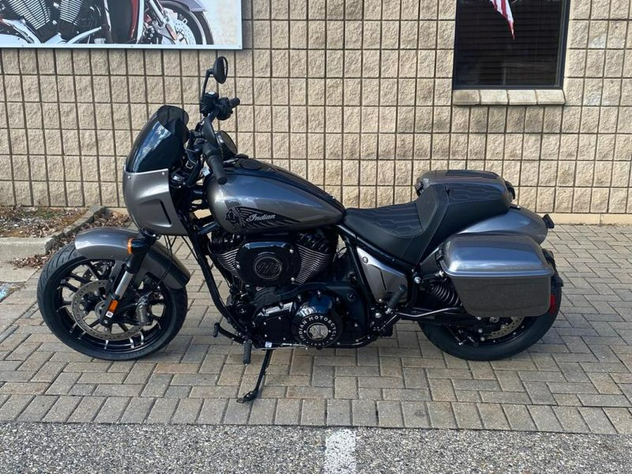 2025 Indian Motorcycle® Sport Chief RT Heavy Metal